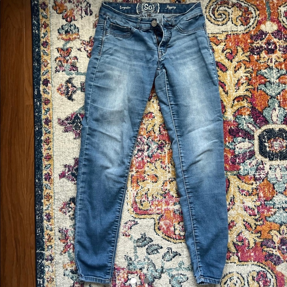 Juniors’ girls SO low rise ultimate jeggings